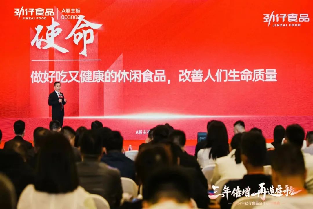 1761291507092089833.jpg 640 (7).jpg